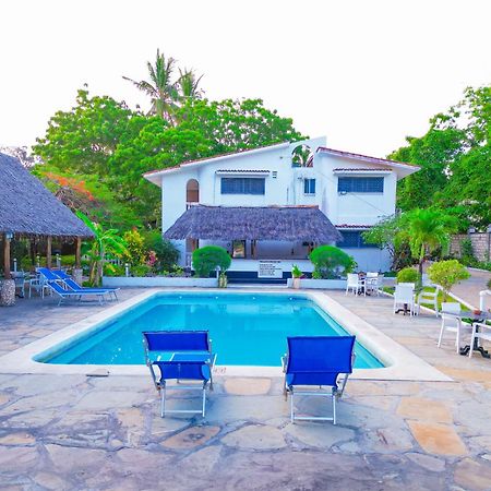 Maasai Resort Mombassa Buitenkant foto