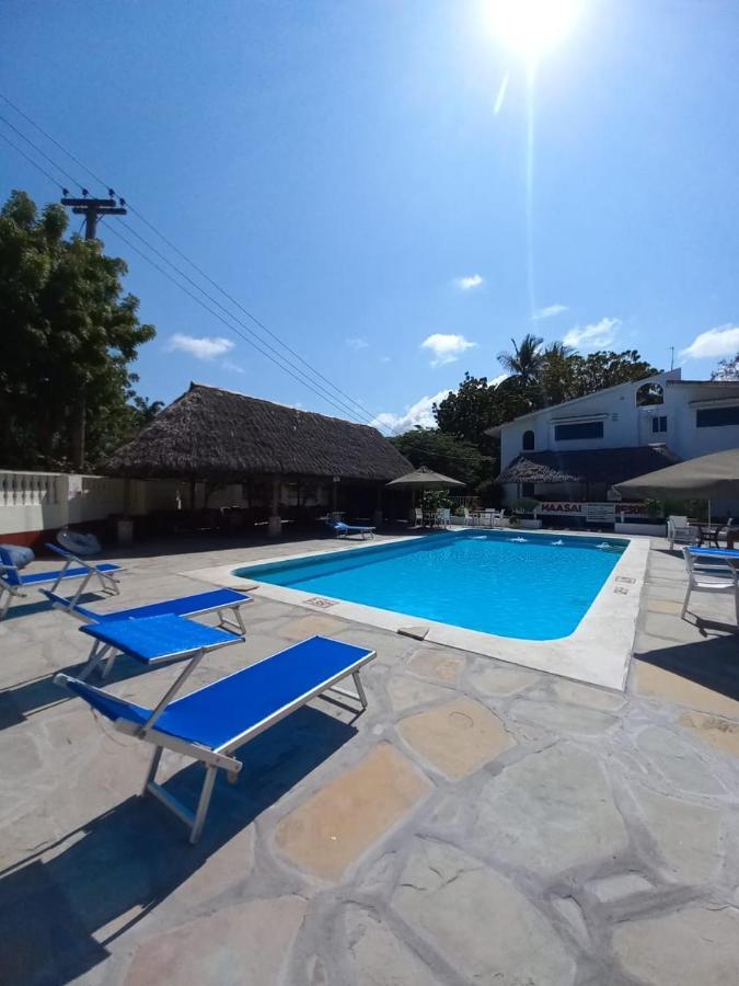 Maasai Resort Mombassa Buitenkant foto