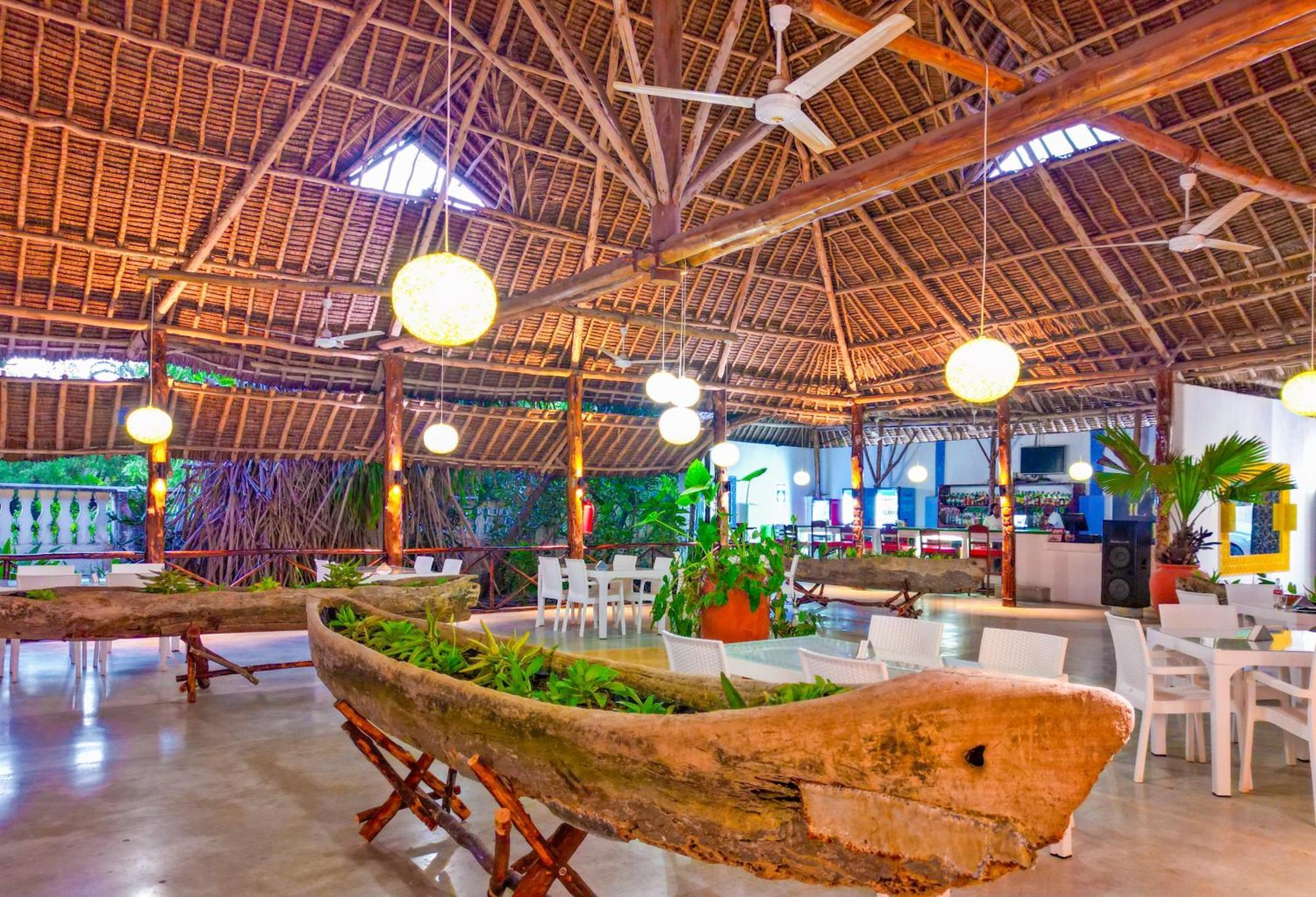 Maasai Resort Mombassa Buitenkant foto