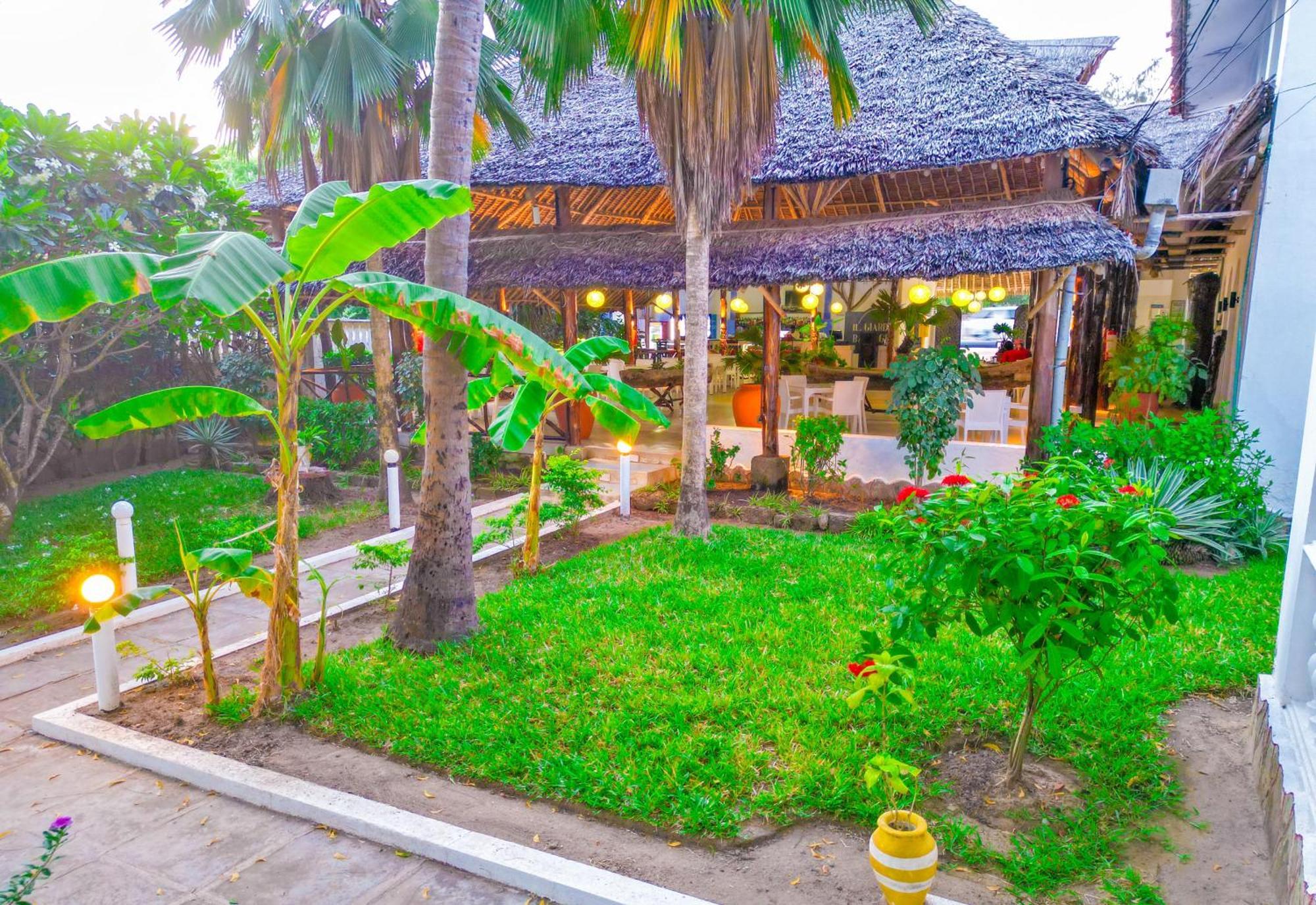 Maasai Resort Mombassa Buitenkant foto